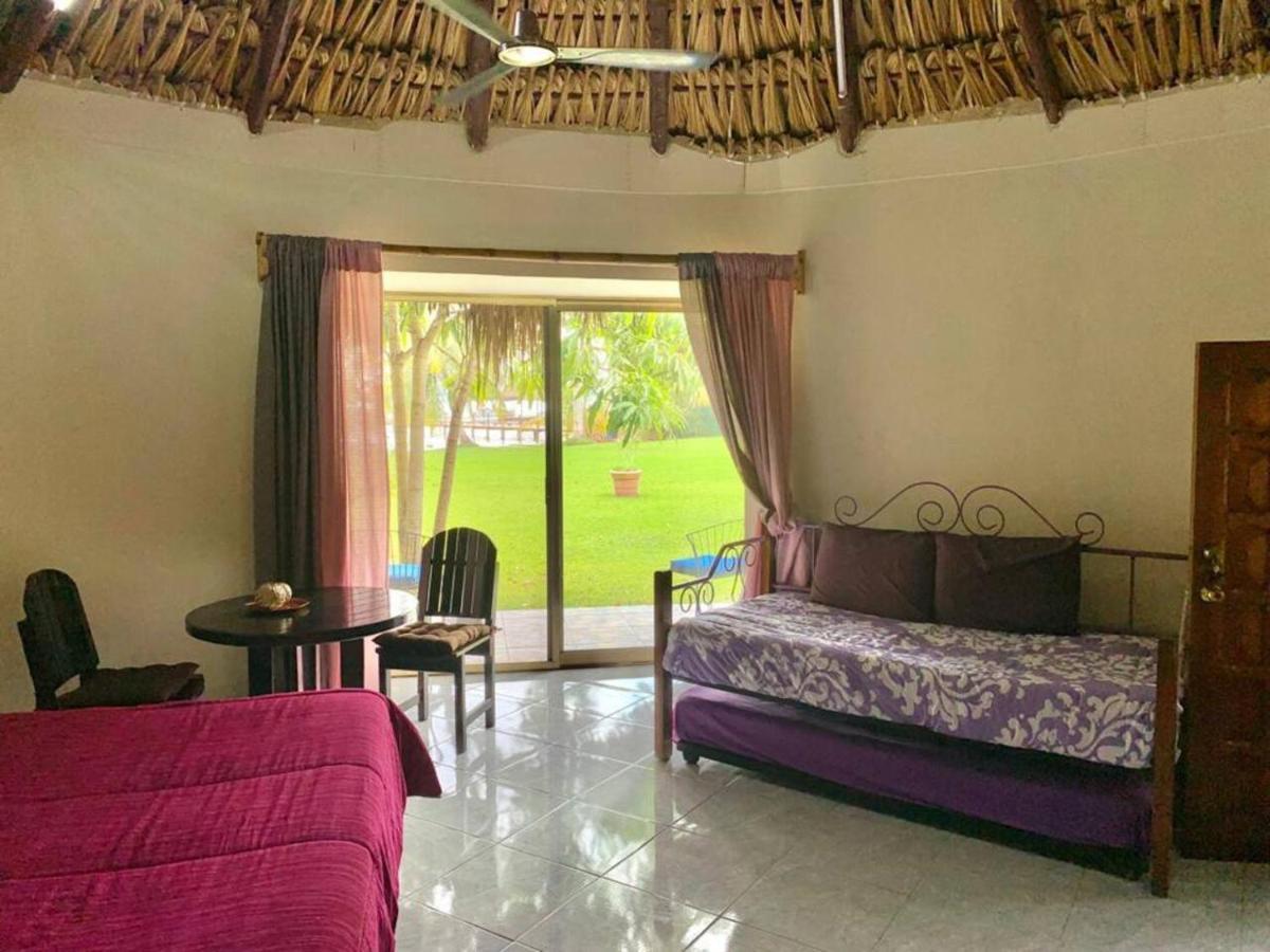 Bungalow Casita Carolina Bacalar Exterior foto