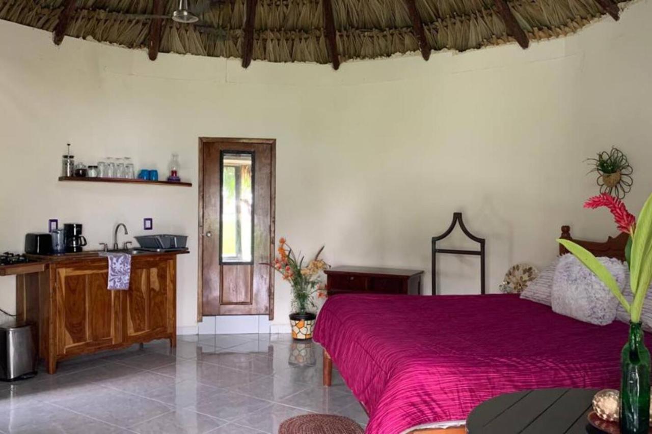 Bungalow Casita Carolina Bacalar Exterior foto